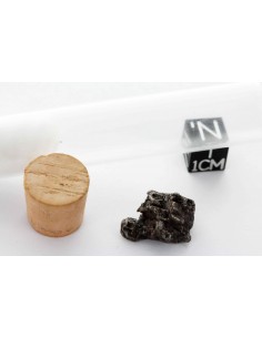 Météorite en éprouvette