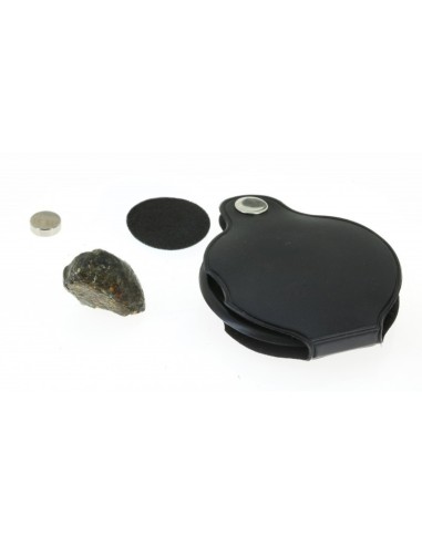 Kit pour petit chasseur de météorites ! -- NWA 869