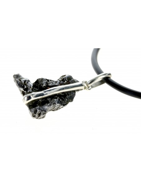 Météorite Campo del Cielo montée sur pendentif